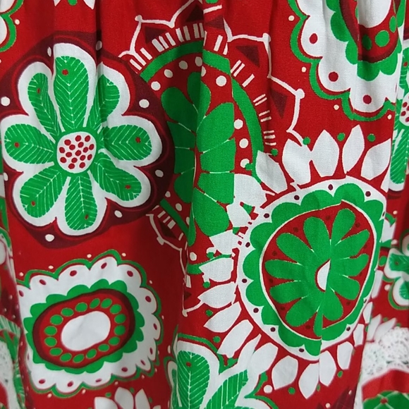 Girls Christmas Holiday Dress in a Size 4 - Picture 6 of 10